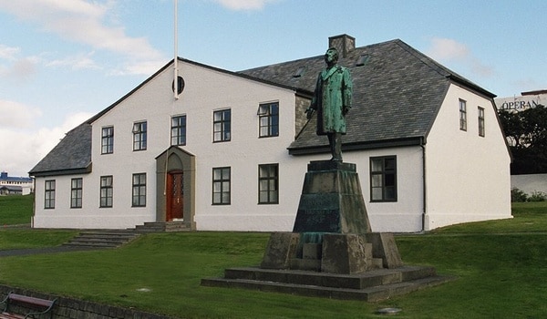 iceland prime minister office