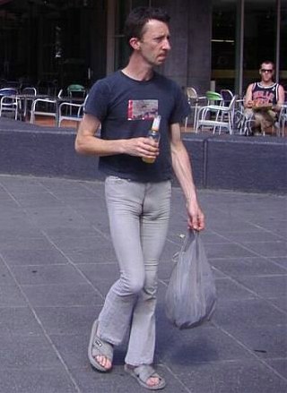 man in skinny jeans funny