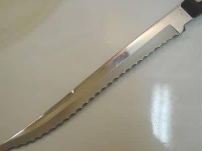 steak knife serrated blade